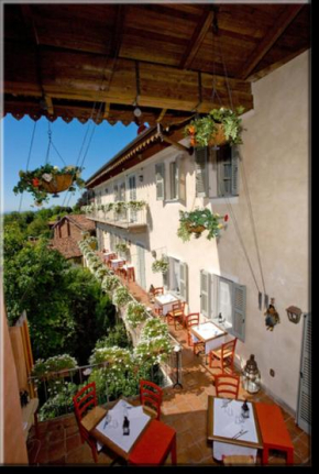 Hotels in Sciolze